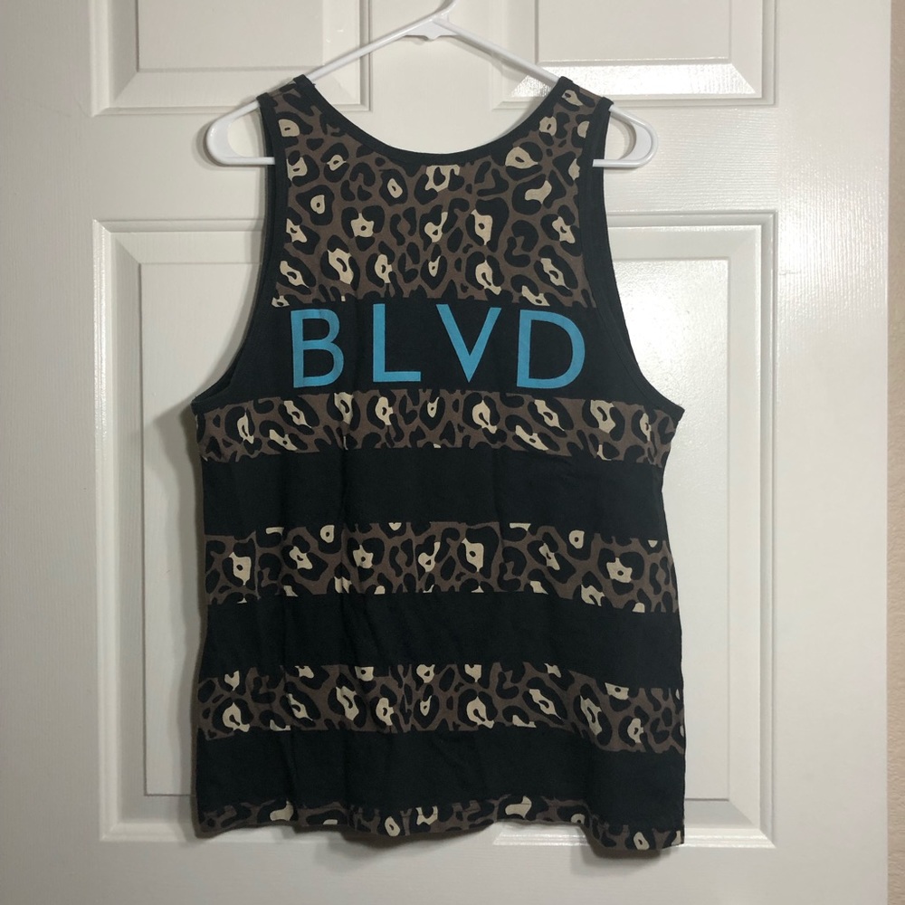 Mens BLVD My City tank top size Medium tillys zumiez animal print